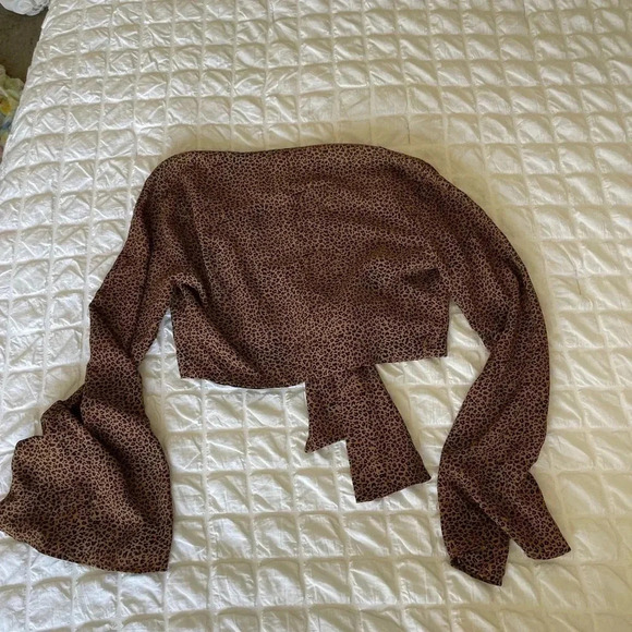 Majorelle leopard print front tie crop top - Picture 9 of 9